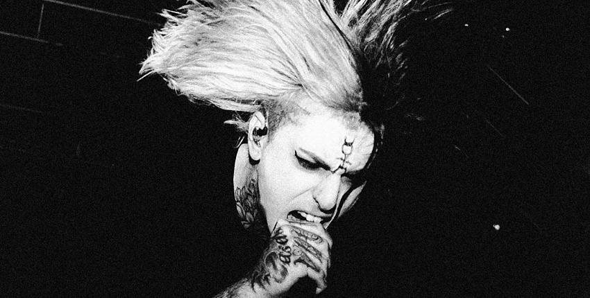 GHOSTEMANE выпустил долгожданный альбом "ANTI-ICON"