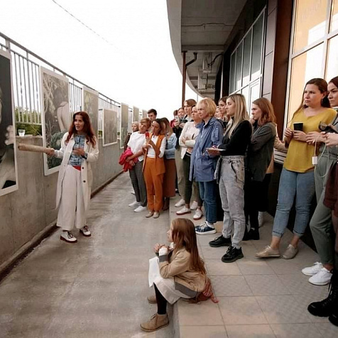 Открытие выставки «Урбантело женщины. Стихии» Лизы Эшвы