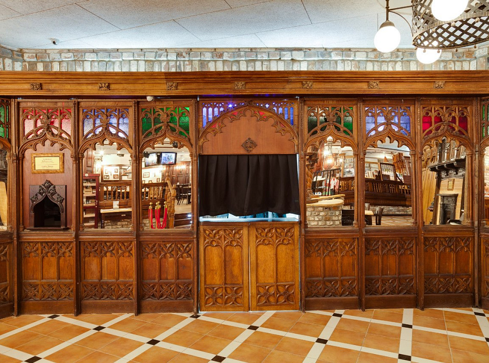 Максимилианс, Екатеринбург