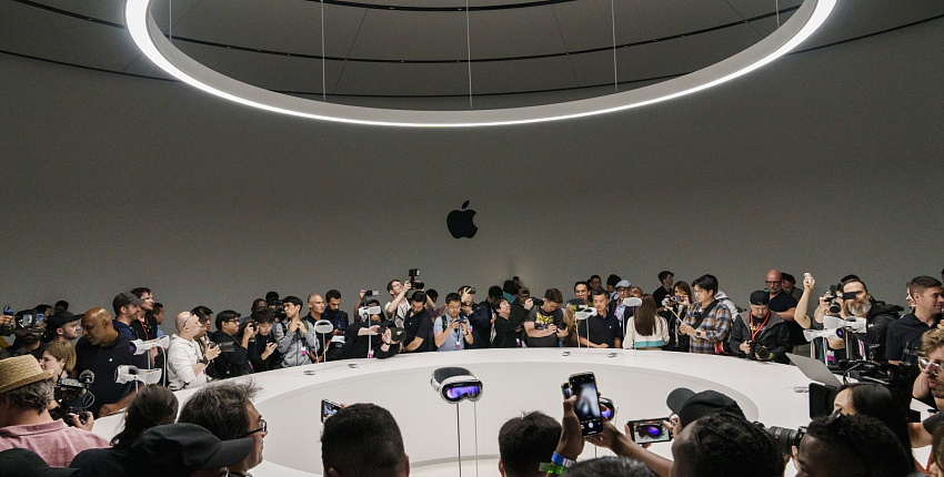 Bloomberg: Apple внедрит функции ChatGPT в iPhone и другие устройства