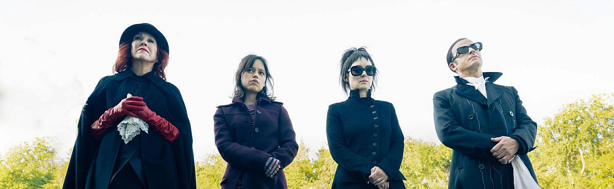 «Битлджус» Тима Бертона откроет 81-й Венецианский кинофестиваль