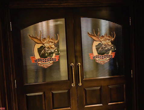 MOOSHEAD BAR & GRILL