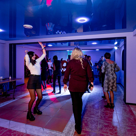 Выходные в ресторане Пегас 